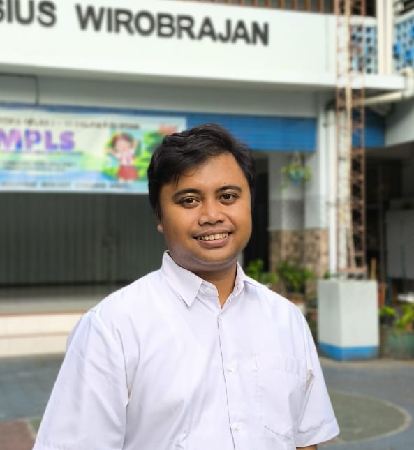 Ignatius Nandya Niantama, S.Fil.